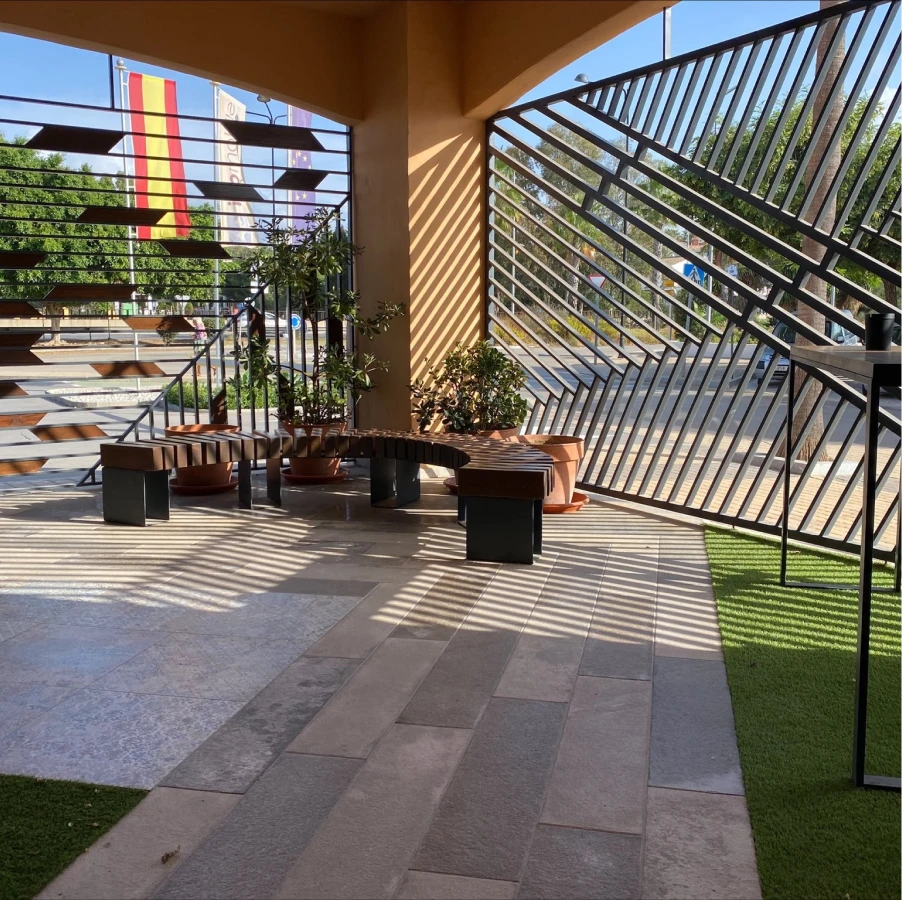 work-in-marbella-entrance